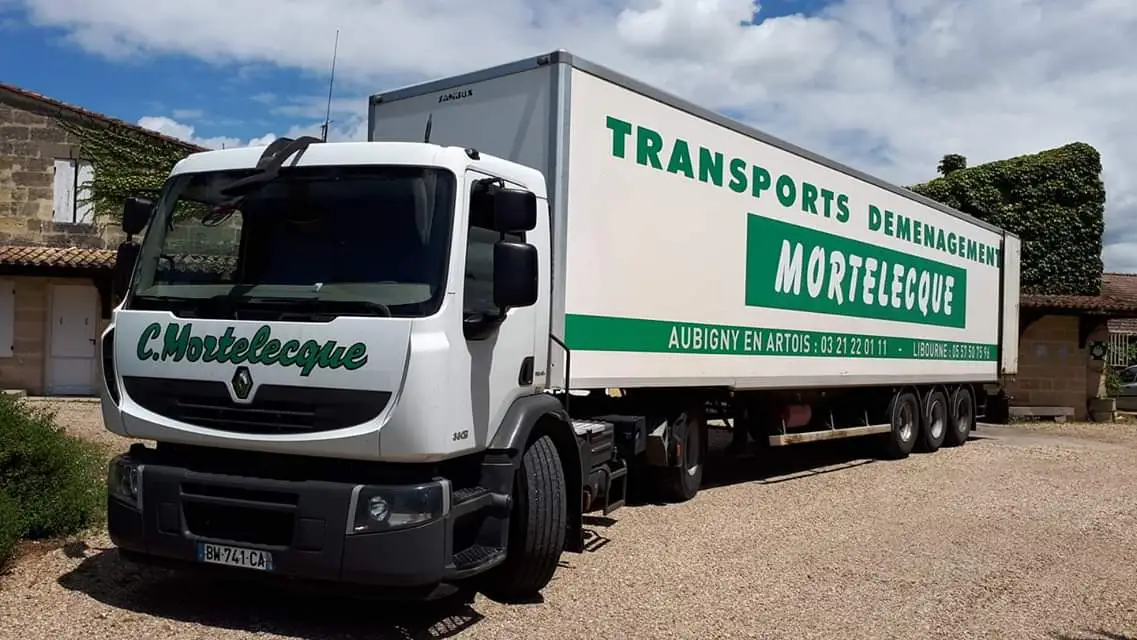 Camion - 1 - Mortelecque déménagement Arras Lille Hauts-de-France