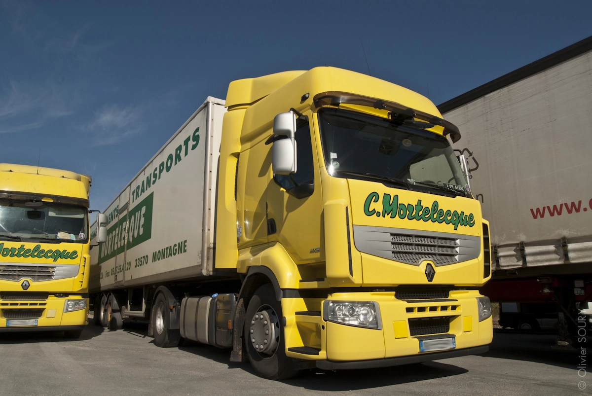 Camion déménagement Mortelecque - Lille Arras Nord Pas de Calais